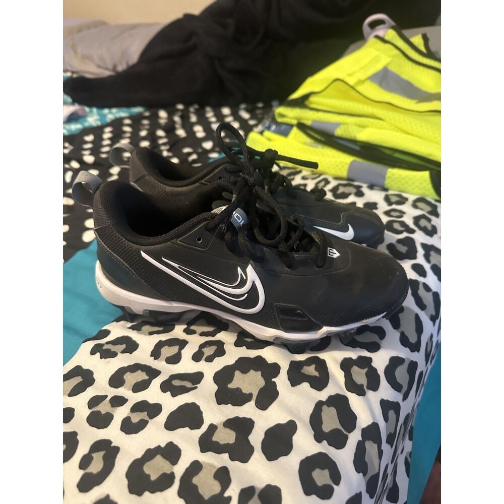 Nike Force Trout 9 Keystone Boys Baseball Cleats Low Size 4Y Black White